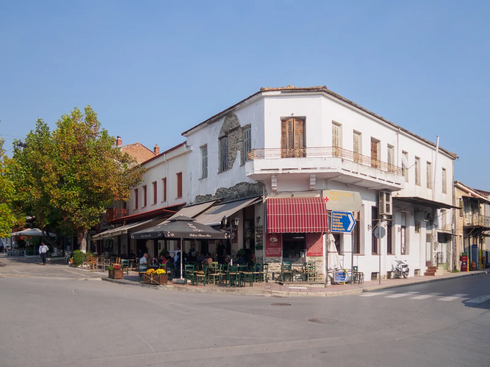 Η κεντρική πλατεία της Αγιάς