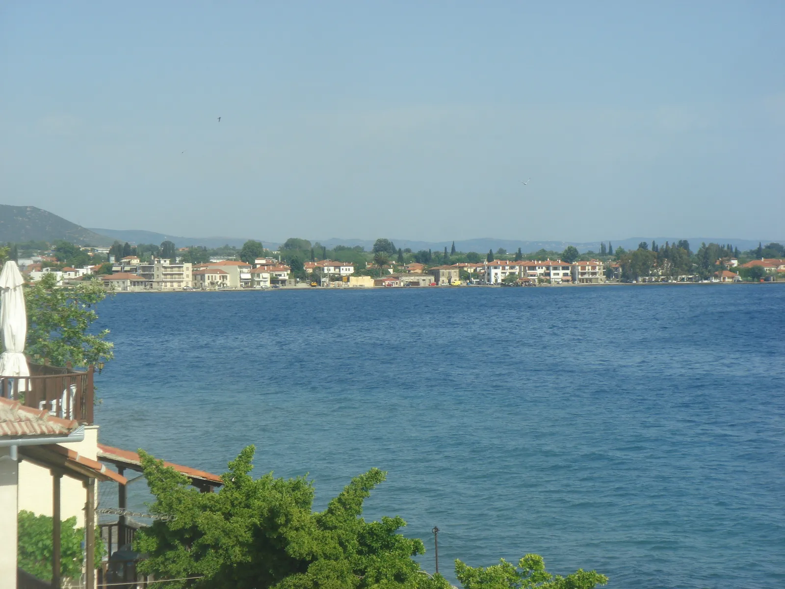 Η παραλία της Αγριάς, κοντά στον Βόλο