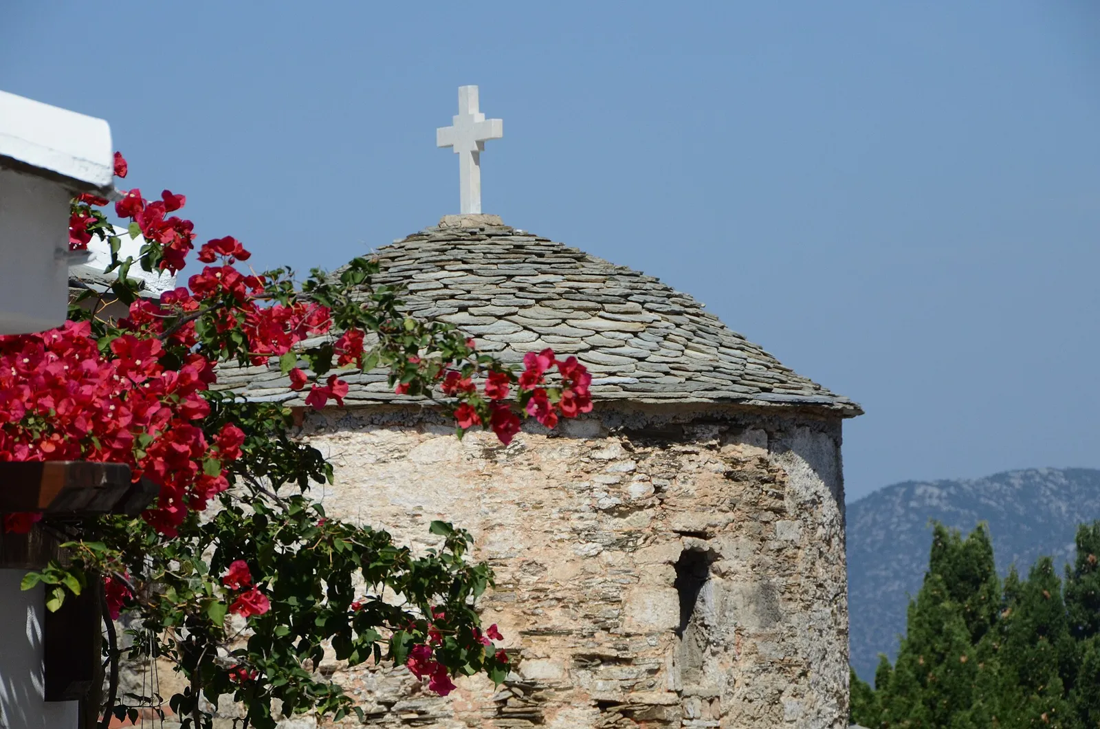 Εκκλησάκι στην Αλόννησο.